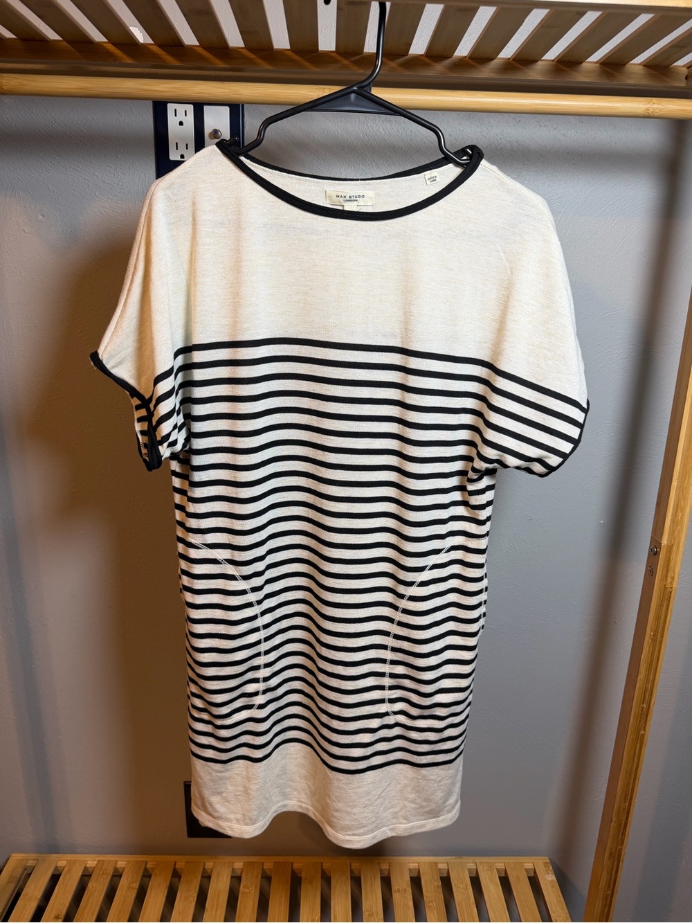 Max Studio Black & White Striped Short Sleeve Dress